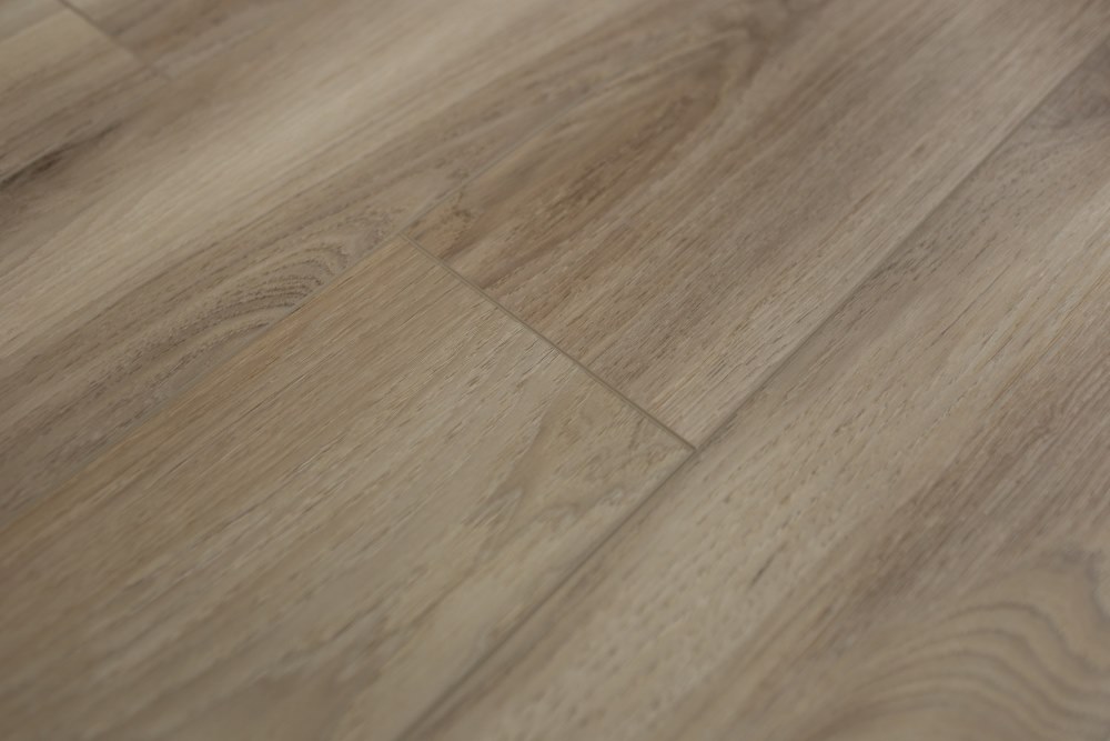 Замковая ПВХ плитка "Art Tile" Клён Фог (1220*152*5 мм) — купить в Екатеринбурге