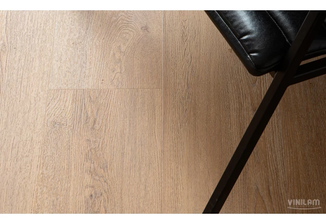 Кварц-винил Дуб Гранада (1227*232*2,5 мм) — купить в Екатеринбурге