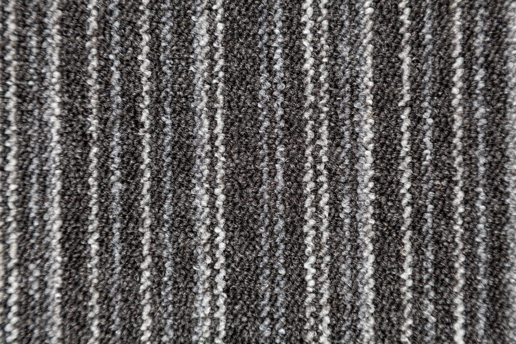 Ковровая плитка "Bonkeel" Space Strip Graphit (500*500*5,9 мм) — купить в Екатеринбурге