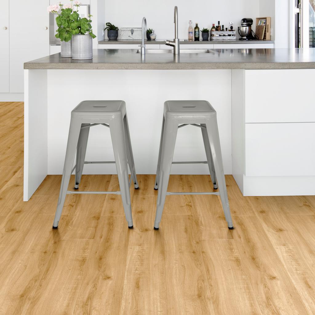 SPC ламинат "Adelar" Solida Acoustic 04270 European Oak (1219*178*5 мм) — купить в Екатеринбурге