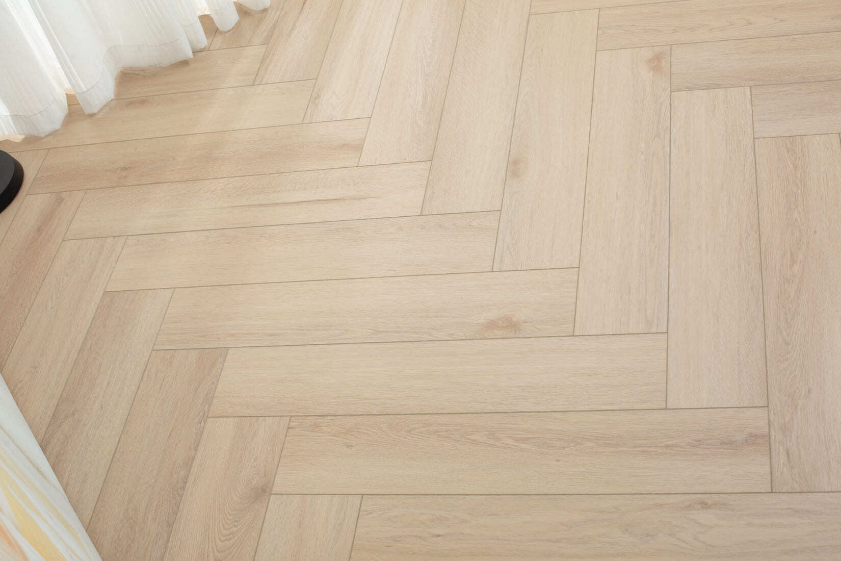 Плитка SPC "OneFloor" 3032 А,В  ЁЛКА (640*128*4 мм) — купить в Екатеринбурге