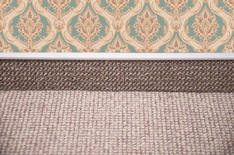 Плинтус для ковролина "Korner" Listwa светло-серый (2500*13,8*50 мм) — купить в Екатеринбурге