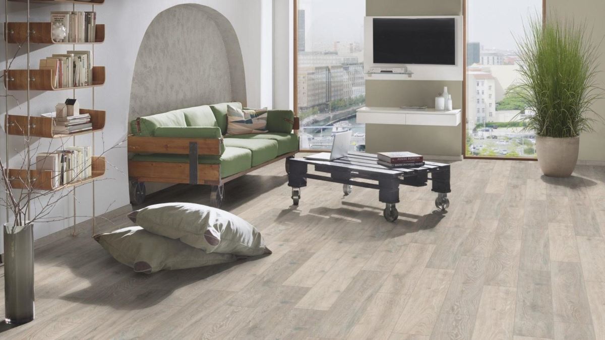 Ламинат "Kronospan" Super Natural Classic Дуб Колорадо 5543 (1285*192*8 мм) — купить в Екатеринбурге