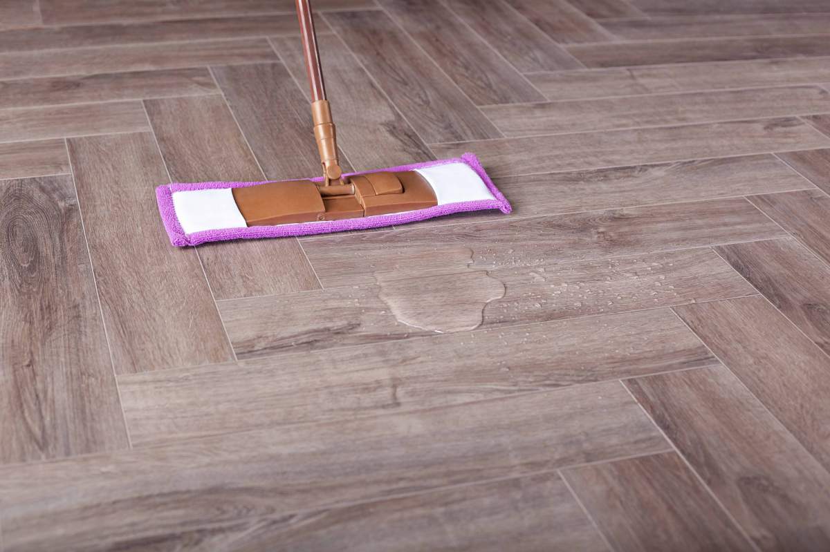 Замковая ПВХ плитка "Aberhof" Carmelita 1862 (615*123*5 мм) — купить в Екатеринбурге