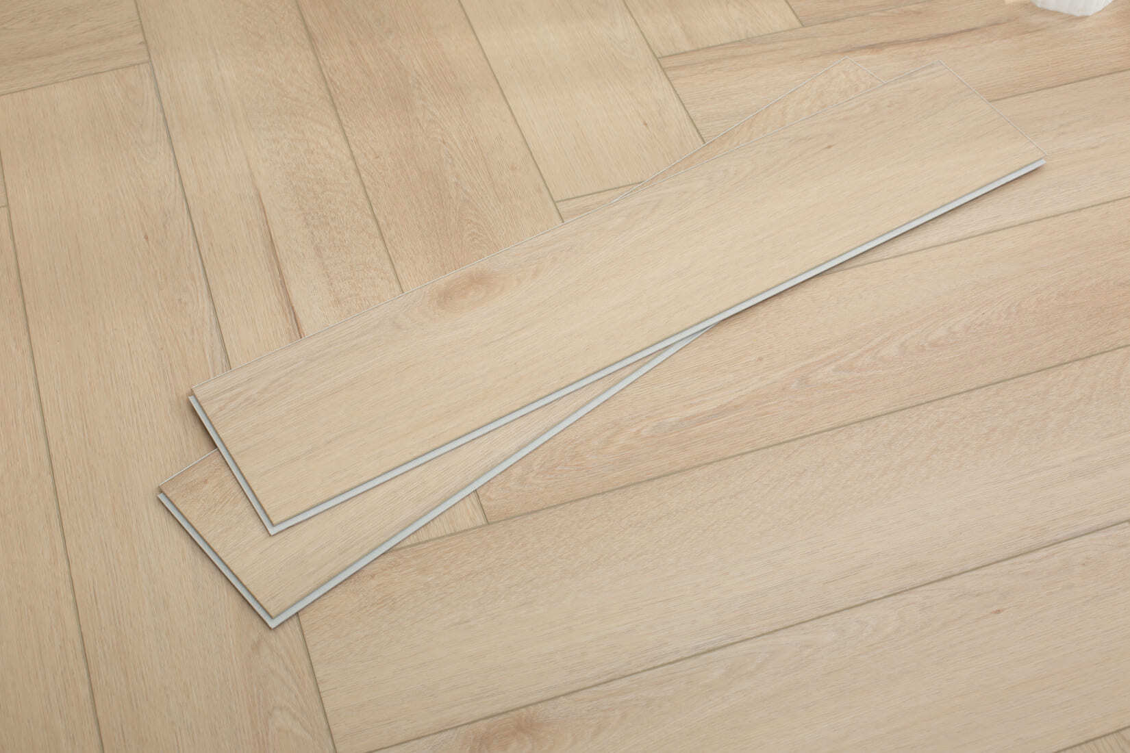 Плитка SPC "OneFloor" 3032 А,В  ЁЛКА (640*128*4 мм) — купить в Екатеринбурге