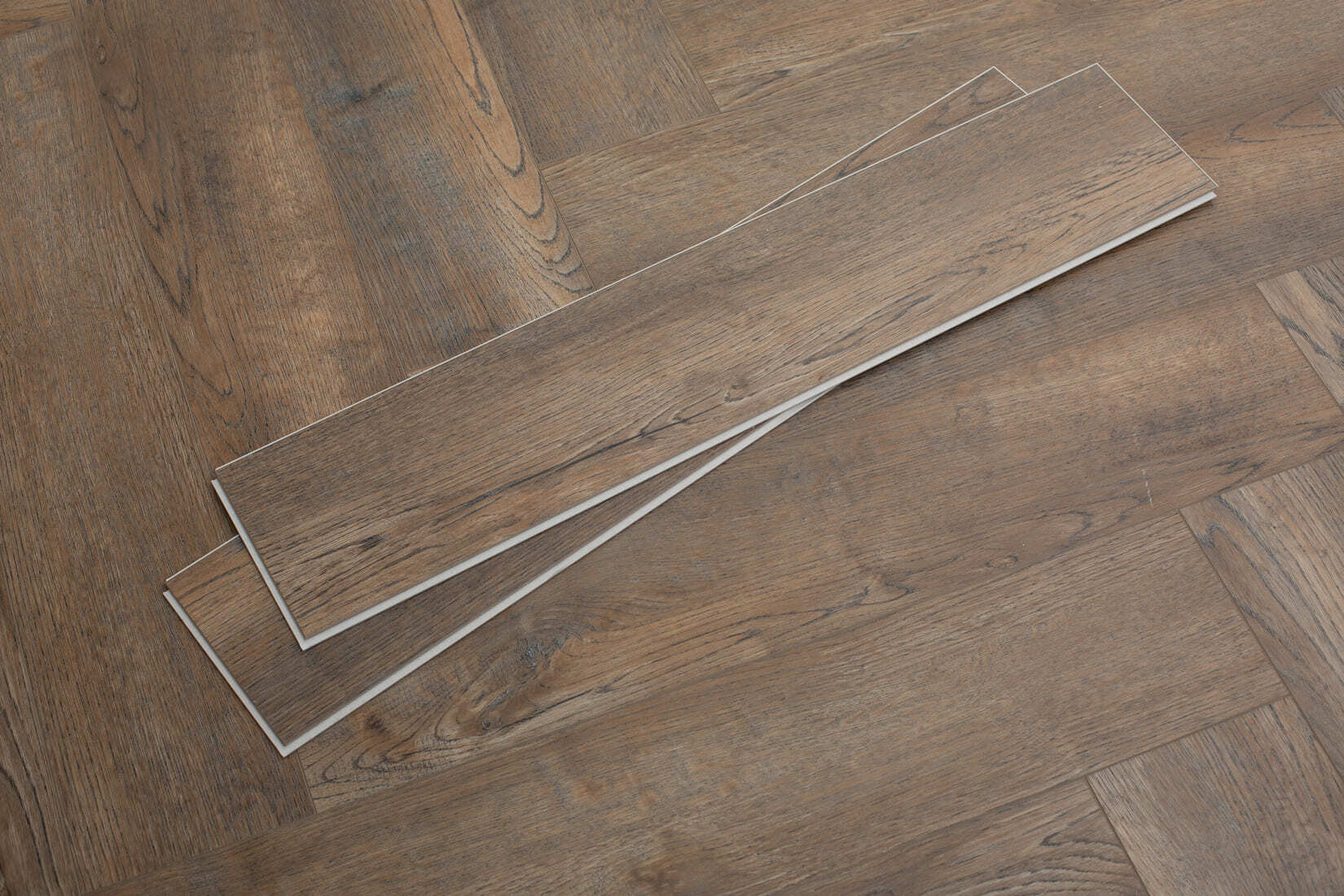 Плитка SPC "OneFloor" 3026 А,В  ЁЛКА (640*128*4 мм) — купить в Екатеринбурге