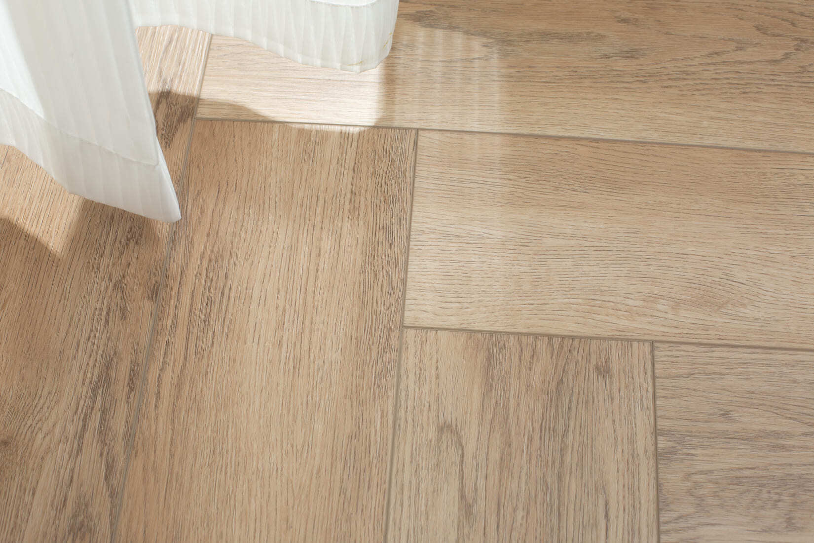 Плитка SPC "OneFloor" 3028 А,В  ЁЛКА (640*128*4 мм) — купить в Екатеринбурге