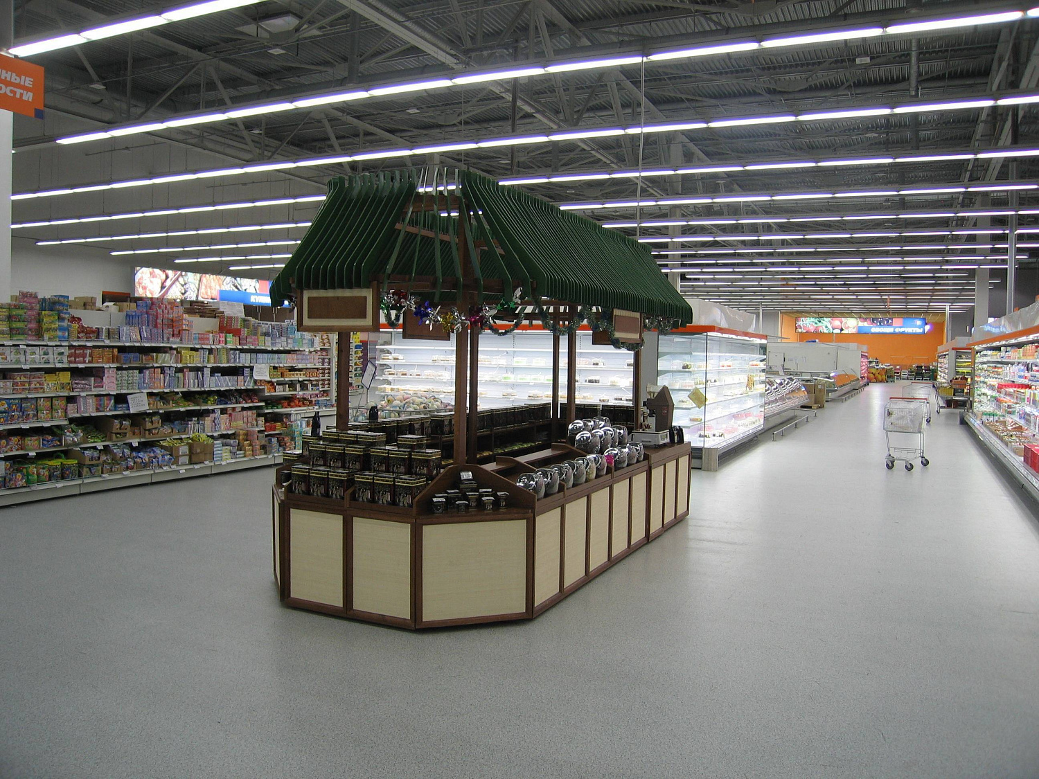 Укладка кварцвиниловой плитки Art Tile