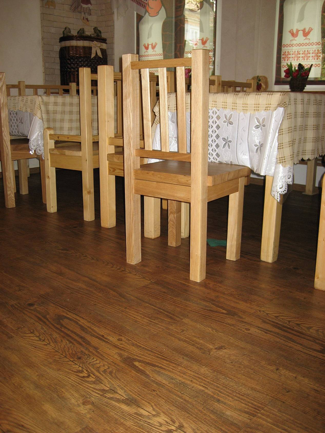 Отделка кварцвиниловой плиткой Art Tile