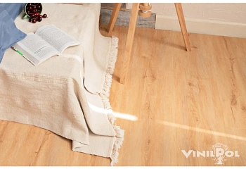 Кварц-винил Дуб Латина (1219,6*228,6*2 мм) — фото и характеристики