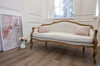 Усовершенствованная кварц-виниловая плитка «Damy Floor» Дуб Изысканный (1227*187*2,5 мм) — фото и характеристики